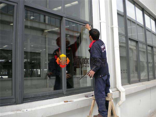上海嘉定玻璃清洗公司 上海嘉定玻璃清洗公司